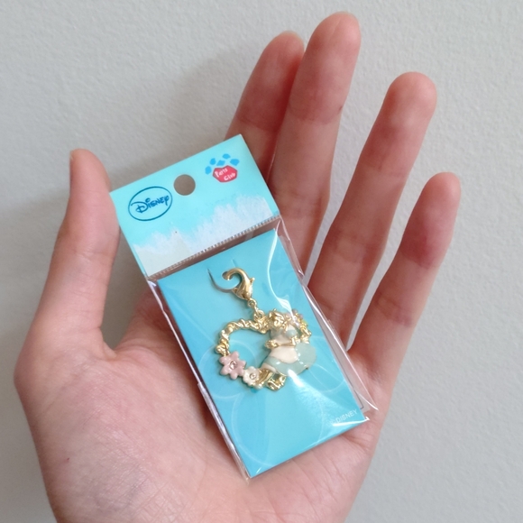 Disney - Alice in Wonderland Golden Charm - 3/$25 - Picture 3 of 5